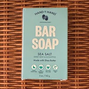 Hand in Hand Sweet Mint & Eucalyptus Sea Salt Bar Soap
